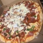 Best Special Deluxe Pizza in Bridgewater, VA